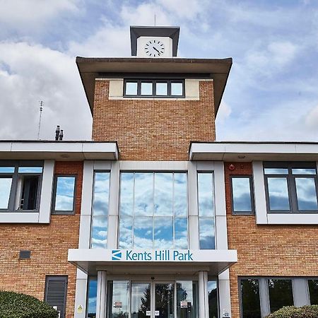Kents Hill Park Training & Conference Centre Hotel Milton Keynes Exterior foto